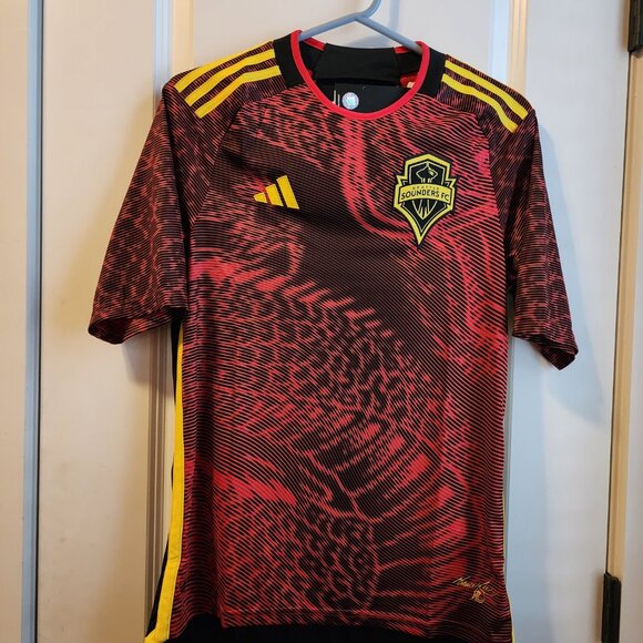 Seattle Sounders 23/24 Bruce Lee Edition Away Kit YOUTH Size L 13-14Y NWT - Picture 3 of 6